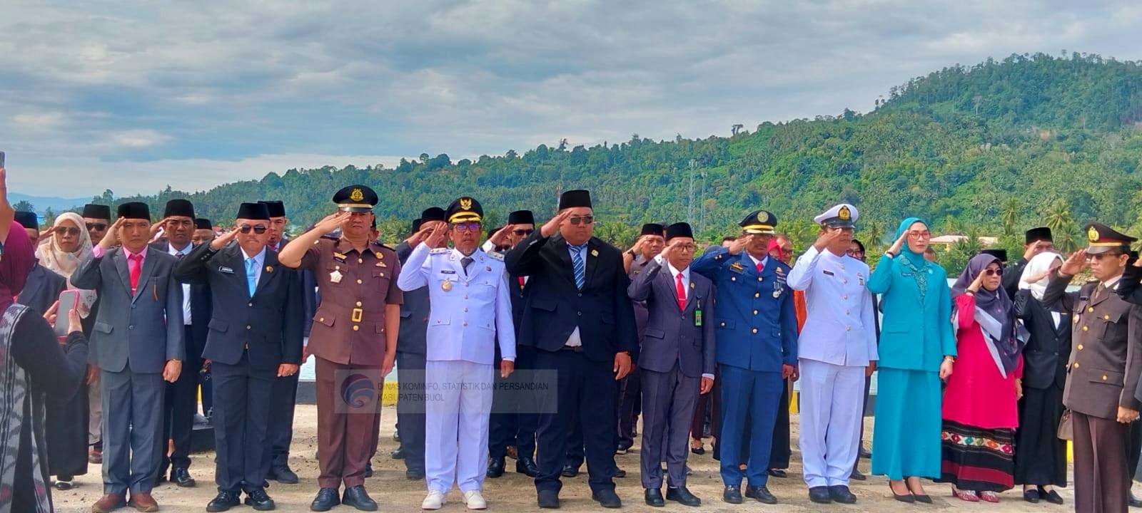 Wabup Nasir Pimpin Upacara Hari Pahlawan ke-80: “Perjuangan Kini Adalah Ilmu dan Pengabdian”